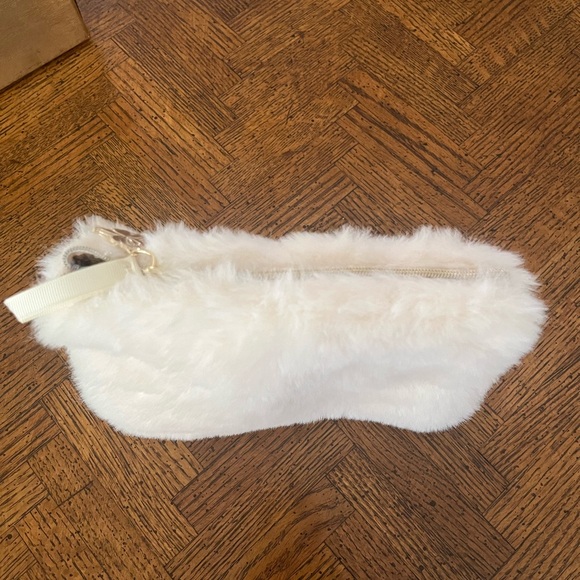 SISLEY Furry White Beauty Bag - Picture 2 of 4